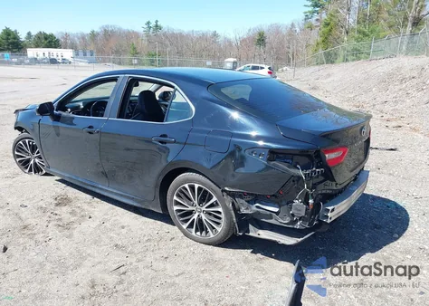 2018 Toyota Camry Se z USA, uszkodzony, nr VIN 4T1B11HK2JU143880